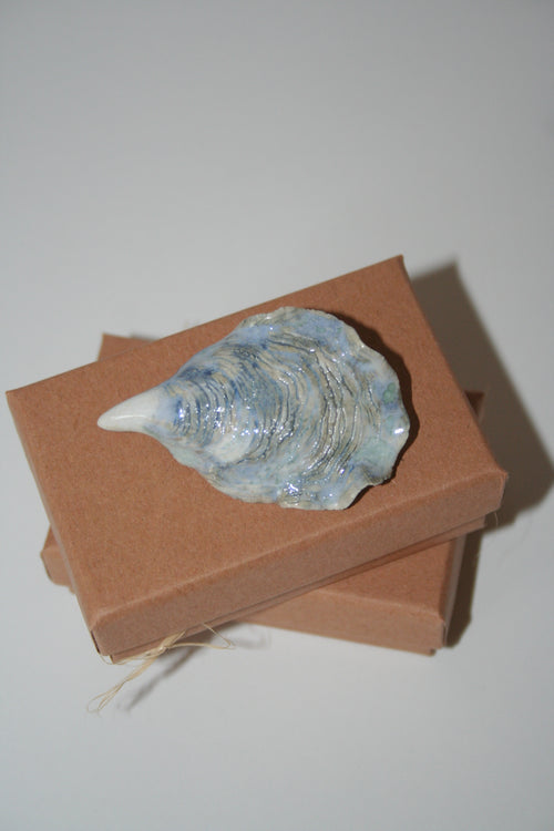 Oyster Brooch - Shell Pin