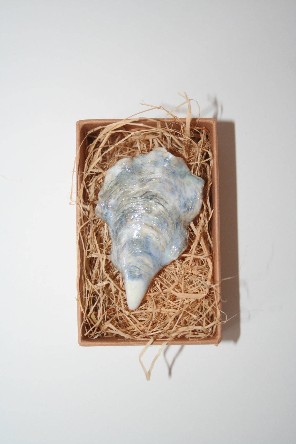 Oyster Brooch - Shell Pin – Sugoi Studio