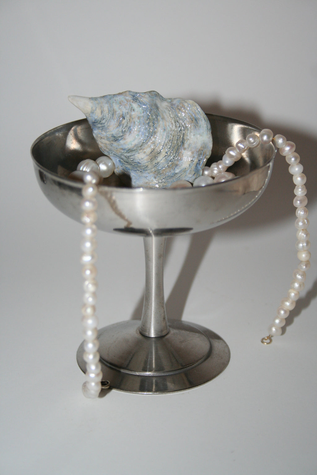 Oyster Brooch - Shell Pin